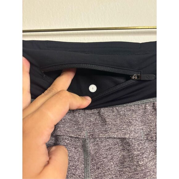 Lululemon Speed Up Shorts - Picture 4 of 4